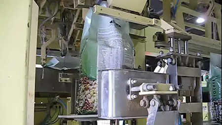 Otomatik Yem Paketleme Makinası